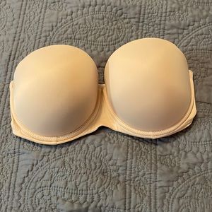 🌸Women’s 32DD Victoria Secret Strapless Bra